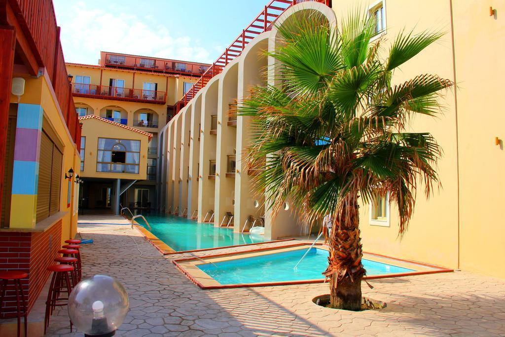 Agelia Beach Hotel Sfáka Exterior foto